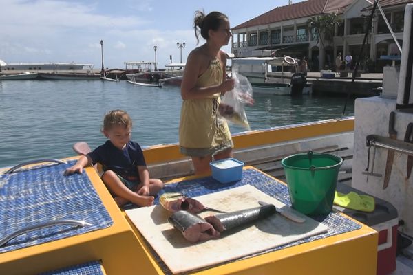 Vente directement sur le quai depuis le bateau, rien de tel.