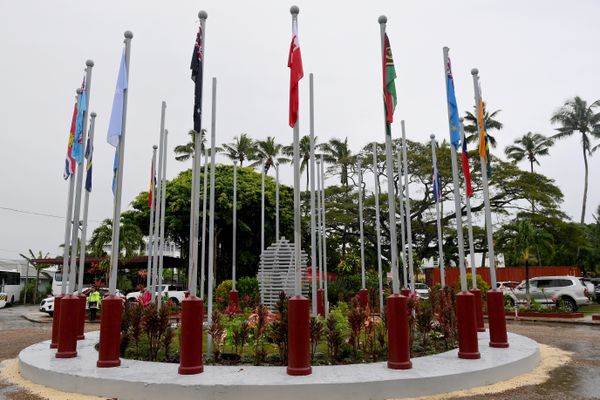 Les drapeaux des îles du Pacifique présentes au Forum à Nuku'alofa aux Tonga.