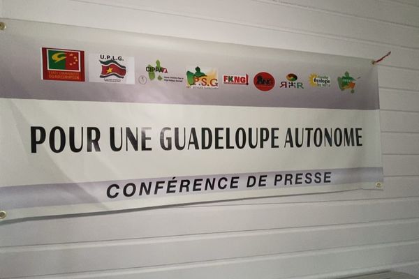 8 organisations politiques pour une Guadeloupe autonome