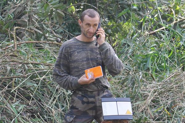 Les légionnaires ont droit à 5 min de communication avec leurs familles à chaque borne (ici la borne 6)