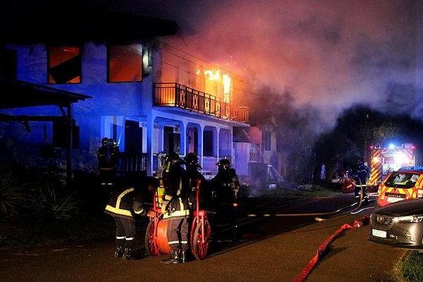 Incendie criminel à Roura