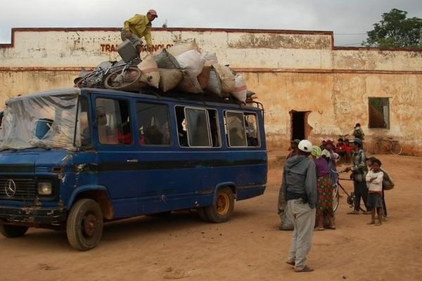 Taxi brousse