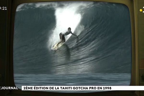 2ème année de compétition à Teahupoo