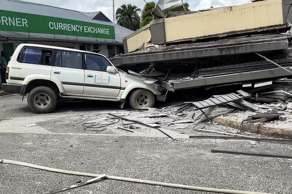 Port-Vila a été endommagée lors d'un séisme survenu le mardi 17 décembre