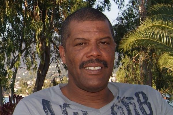 Le décès à l’âge de 64 ans de Christian Fitte-Duval, entraîneur Martiniquais des féminines de l’entente sportive d’Arques et ancien joueur du DUC.