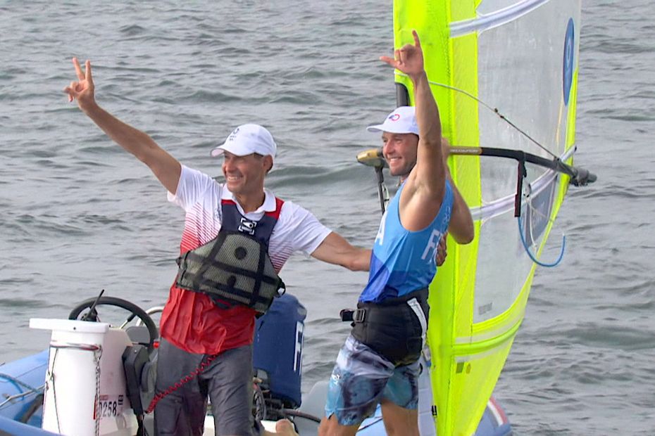 JO 2021 : le moment où le windsurfeur Thomas Goyard est ...