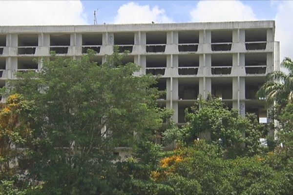 Hôtel en ruine