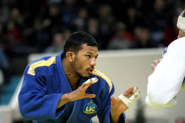 Le Réunionnais Matthieu Dafreville, ancien judoka, portera la Flamme Olympique à La Réunion