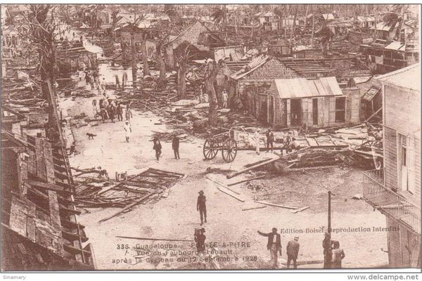 Pointe-à-Pître après le passage du cyclone de 1928