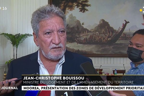 Jean Christophe Bouissou présente la zone de développement prioritaire de Moorea