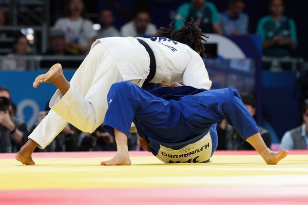 En dix secondes, Sarah-Léonie Cysique a battu la japonaise Funakubo en quarts de finale des JO de Paris 2024.