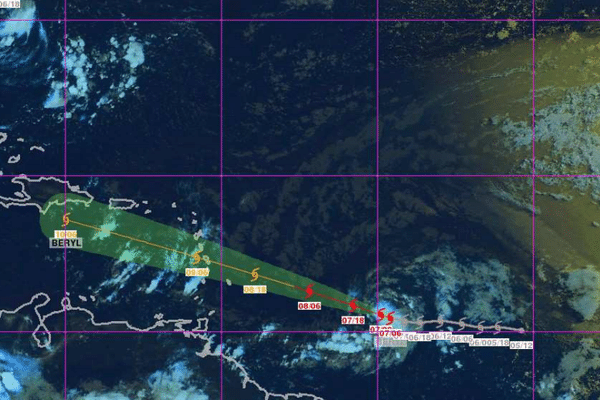 La trajectoire provisoire de Beryl. 