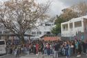 Saint-Denis : débrayage au lycée Marguerite Jauzelon pour demander la reprise des cours de physique-chimie