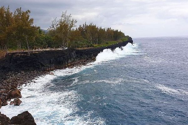 Ciel gris sur La Réunion début janvier 2020