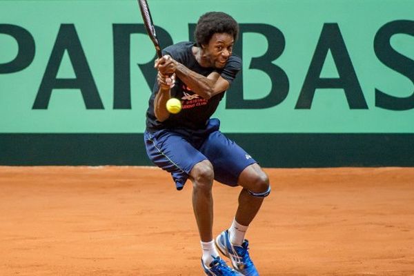 Gaël Monfils à l'entraînement, lundi 17 novembre, à quelques jours de la Coupe Davis.