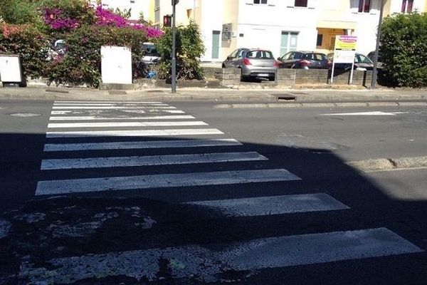 Le motard de 18 ans qui a renversé un enfant de 9 ans, dimanche dernier, au Chaudron, lors d'un rodéo sauvage.