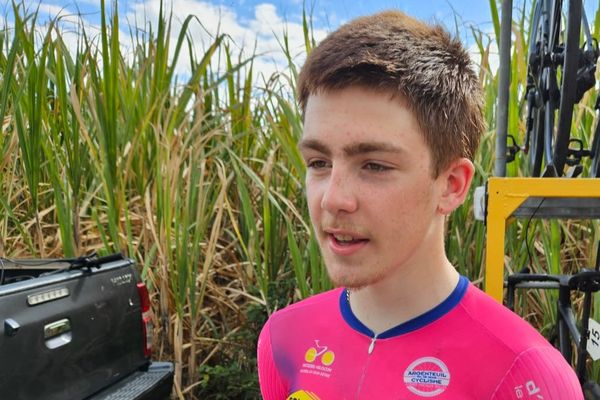 Ewan Fradin vainqueur du contre la montre entre le Prêcheur et Saint-Pierre du tour cycliste de Martinique des juniors