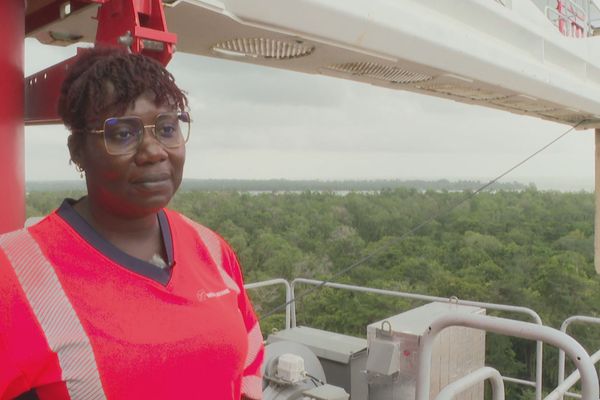 A 36 ans, Ludjy Fontigen est l'unique femme grutière du territoire.