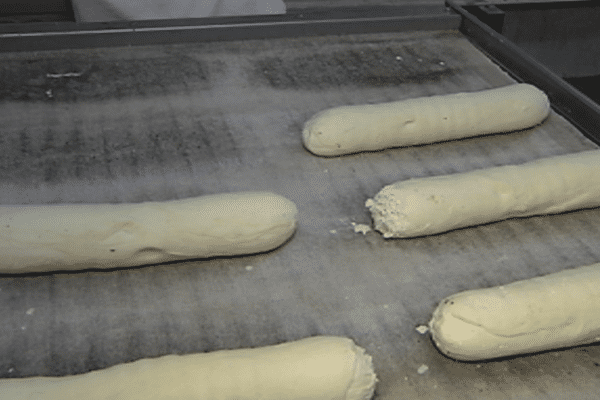 La production de pain menacée par les blocages des rouleurs en Nouvelle-Calédonie