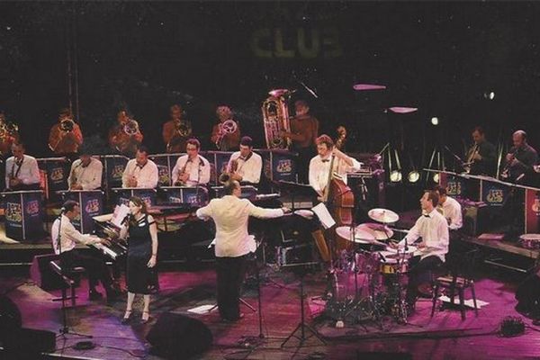 René Audrain chef d'orchestre du Jazz Club de La Réunion