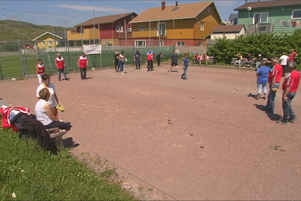 66 boulistes se sont affrontés sur le terrain de la Boule du Calvaire. 