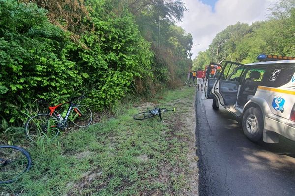 Accident VL / 7 cyclistes (4)