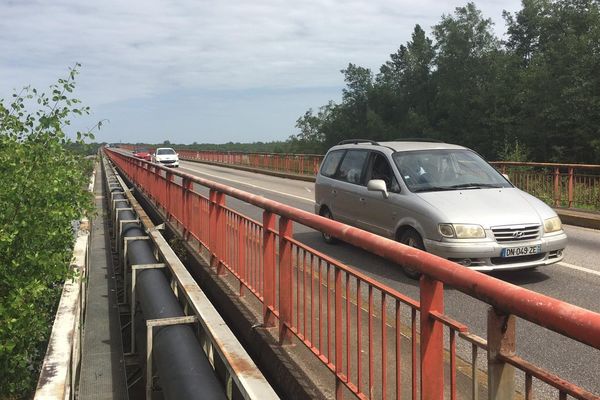 La conduite d'eau potable du pont de Cayenne en réfection pour dix mois