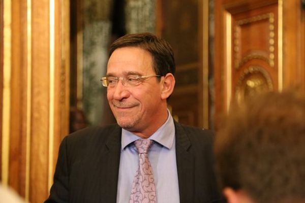 Lé député calédonien Philippe Gomès