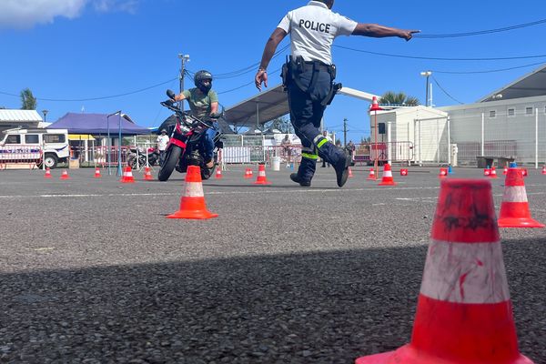 Journée de sensibilisation à la bonne trajectoire en moto