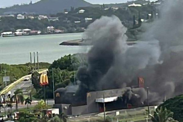Incendie d'un fast food dans le quartier de Boulari le vendredi 17 mai 2024