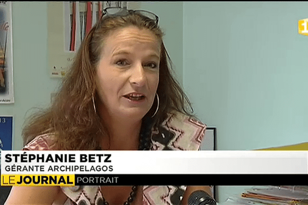 Portrait de Stéphanie Betz, une jeune femme active dans le tourisme nautique.