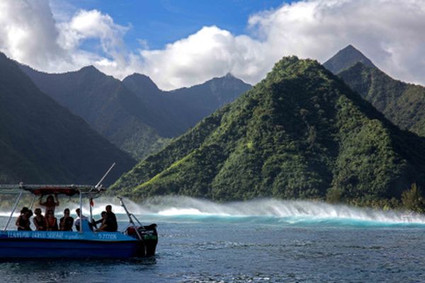 Teahupoo accueillera les épreuves de surf des JO 2024.