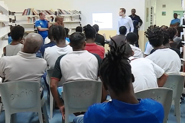 Conférence au centre pénitentiaire de Rémire-Montjoly avec Stanislas Frenkiel et Bernard Lama