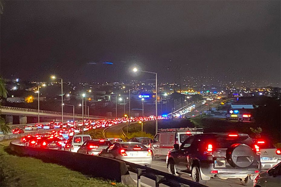 Major traffic jam on the highway between Fort-de-France and Lamentin this Thursday evening