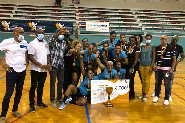 L'Entente MEG (Morne-Des-Esses / Gauloise) gagne la finale de la coupe de Martinique 2020.