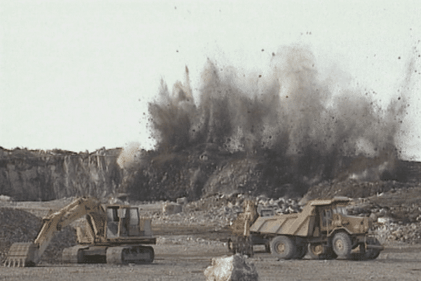 chantier aeroport pointe blanche 1994