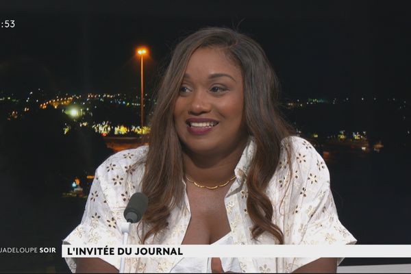 Fanny J, la diva guyanaise du zook en tournée en Guadeloupe