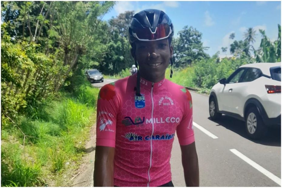 Tour cycliste junior de Martinique Mathis Risal, vainqueur au Robert