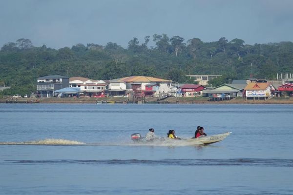 Albina, au Surinam sur les rives du Maroni