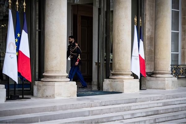 L'entrée de l'Elysée, à Paris, le 10 décembre 2024.