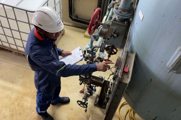 Jérémy, ingénieur aujourd'hui en CDI à la centrale électrique EDF PEI Pointe Jarry