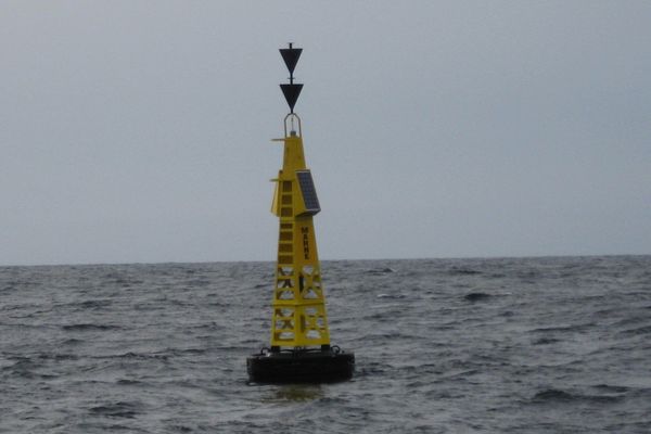 La bouée cardinale sud a été retrouvée à moins de deux kilomètres des côtes vendéennes.