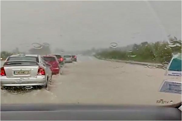 Innondation / route / Rivière-Salée / inttempéries / autoroute / RN5 / CTM / travaux