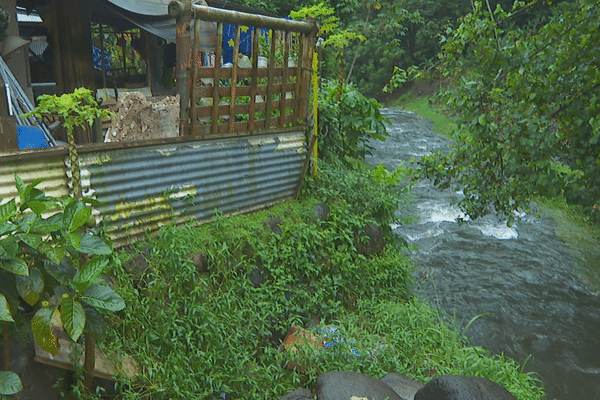 Cette rivière de la vallée Ahonu à Mahina est redoutée par ses riverains lorsque la saison des pluies commence.