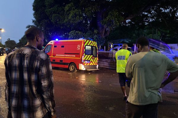 Les pompiers sur le lieu de l’accident