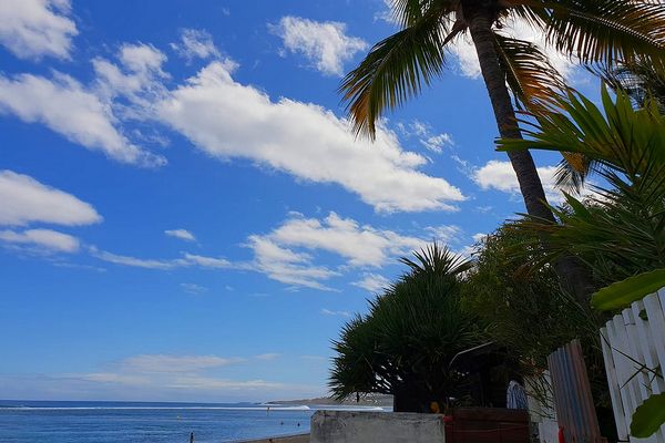 Ciel bleu sur Saint-Leu 27 août 2021