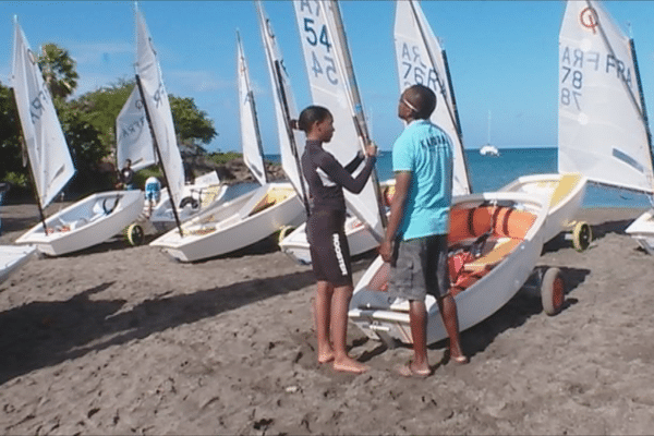 Petits bateaux