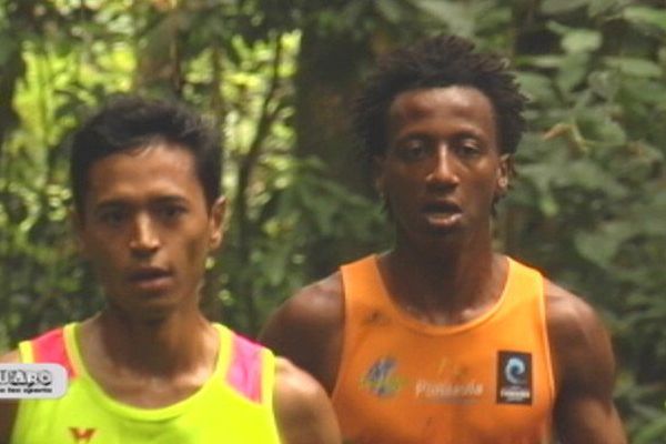 Cédric Wane et Samuel Aragawa, respectivement 1er et 2ème du cross Loto / La Dépêche