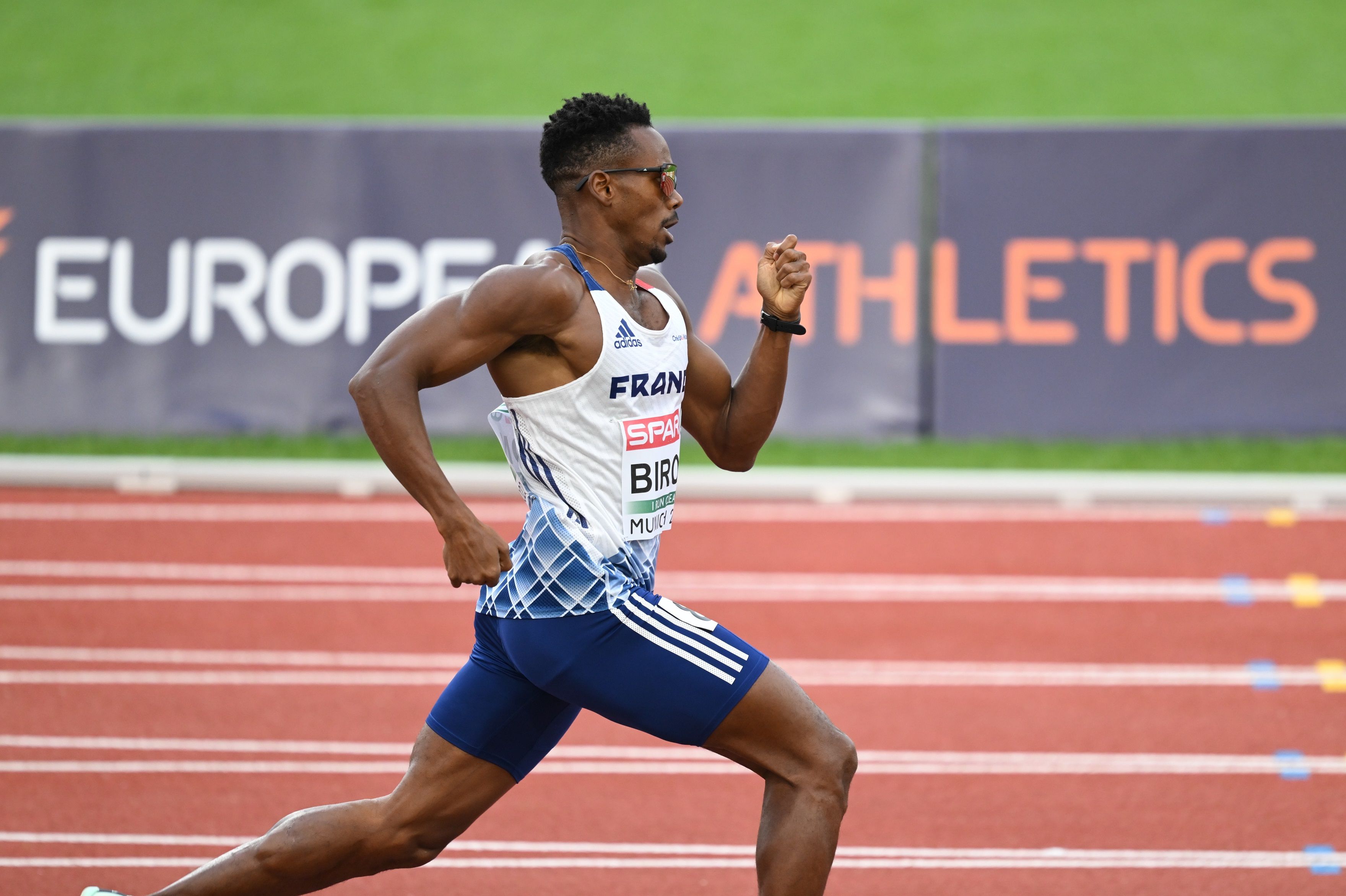 Après le bronze européen sur le 4x400, l'athlète martiniquais Gilles Biron rêve encore plus grand - Outre-mer la 1ère