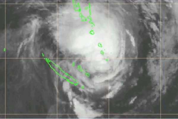 Vue satellite de la dépression Dovi jeudi 10 février à 1 heure du matin.